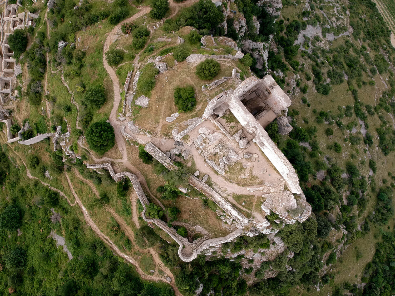 photographie drone dji chateau crussol ardeche