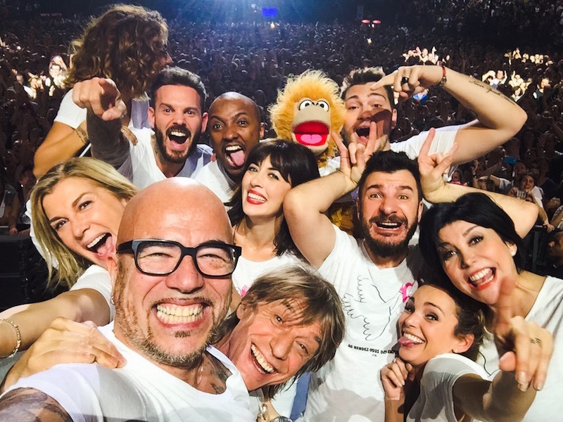 selfie enfoires pascal obispo artistes concert paris bercy